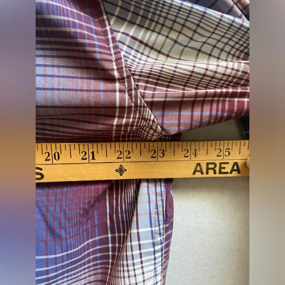 MEC Mountain Equipment Company  Ombre Plaid UV Protection button shirt Sz L - Picture 9 of 9
